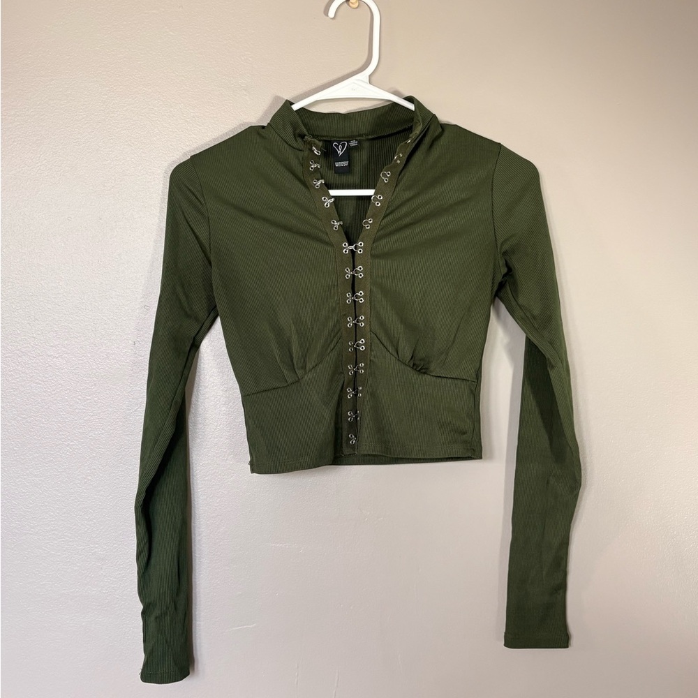 Windsor Olive Ribbed Top with Hook Details